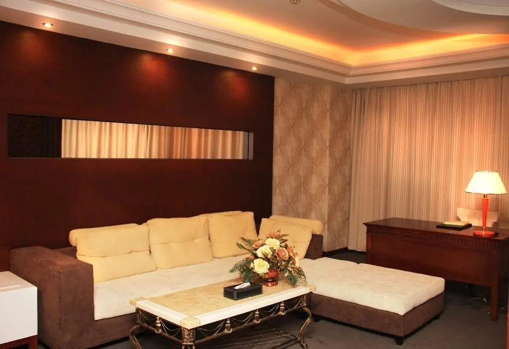 Гуанчжоу: Guangzhou H.j. Grand Hotel