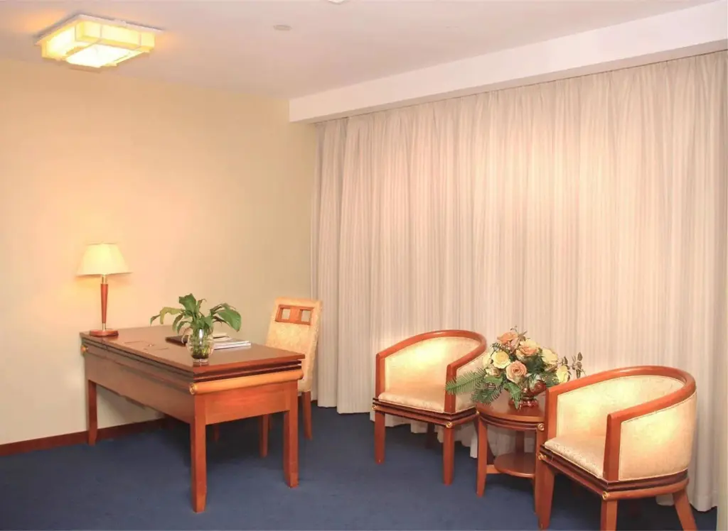 Гуанчжоу: Guangzhou H.j. Grand Hotel