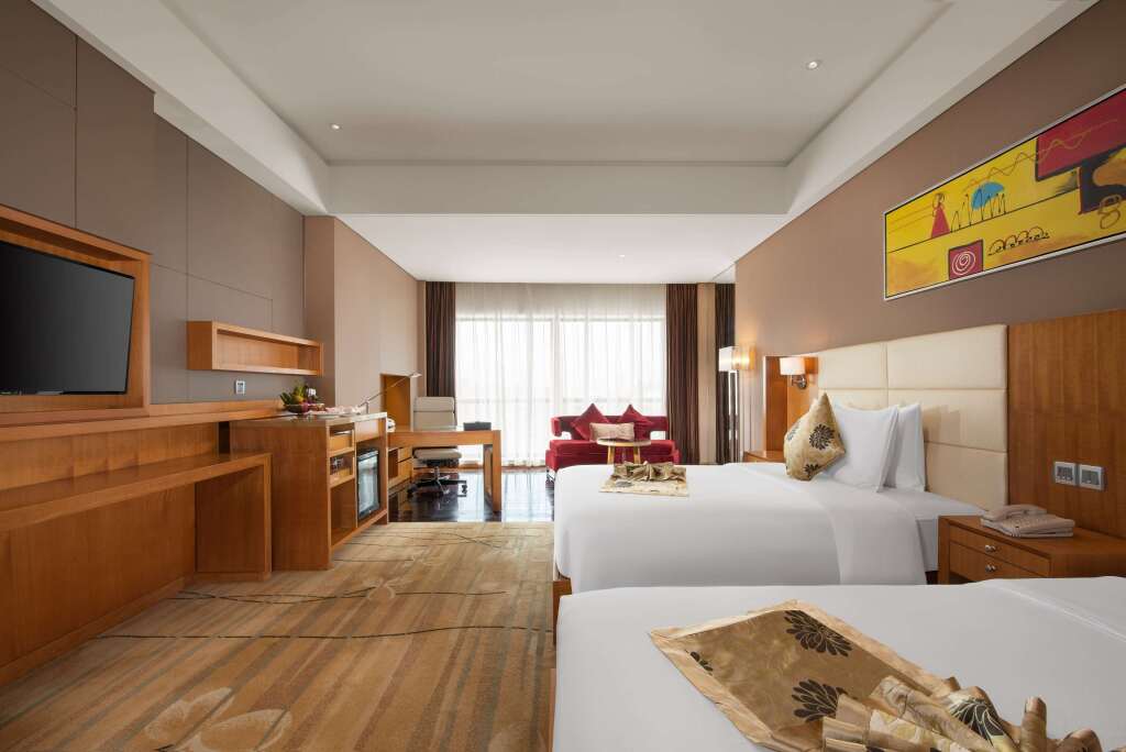 Kuangyuan Jinjiang Hotel — фото 1