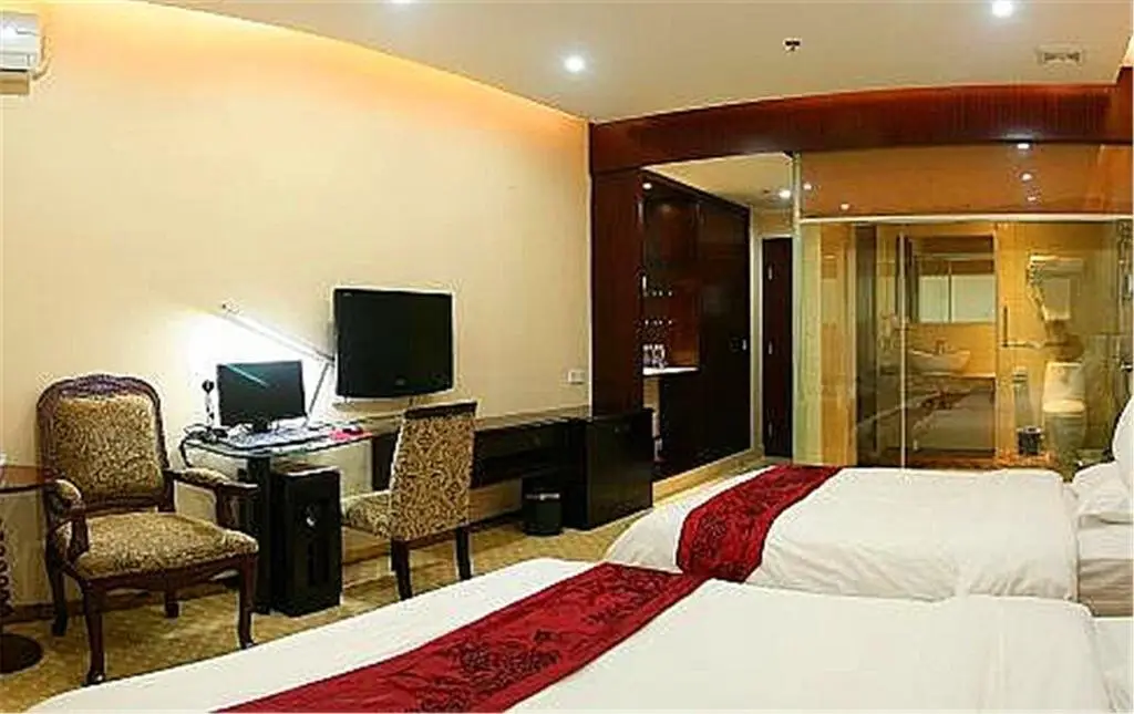 Чжуншань: Donghe Hotel