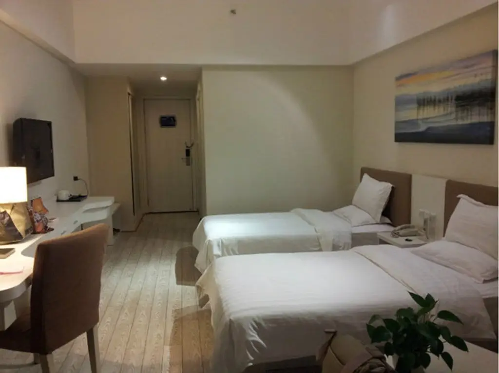 Шэньчжэнь: Mellow Orange Hotel