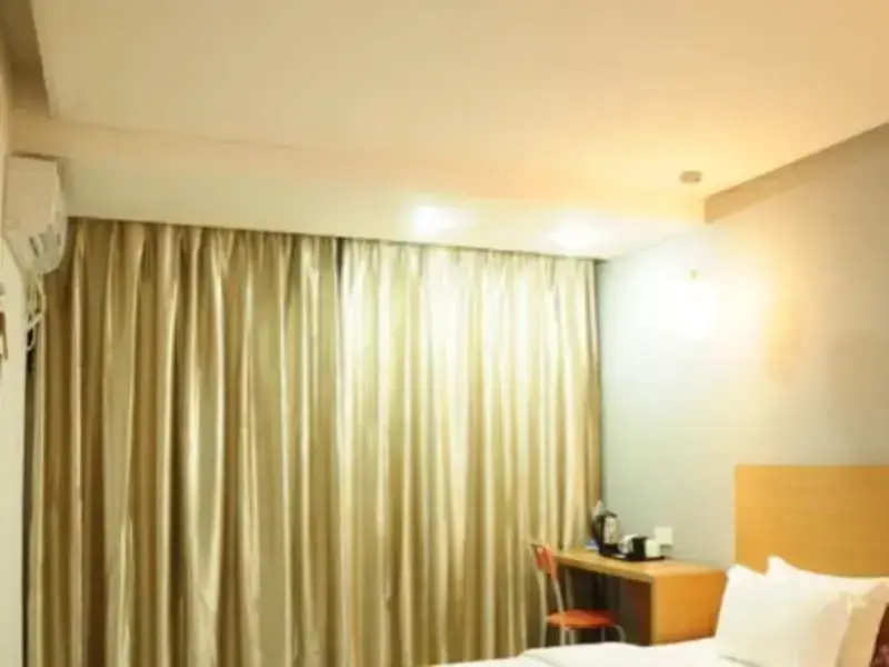 Гуанчжоу: Dragon Hotel 168 Dashi