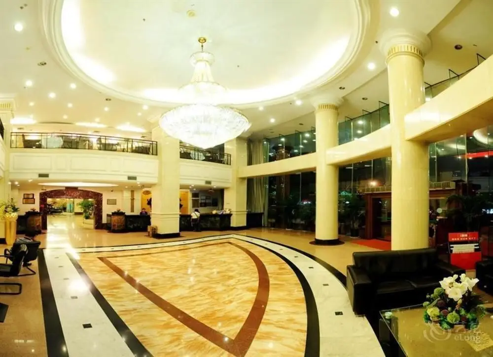 Куньмин: Yunnan Jia Lu Da Hotel