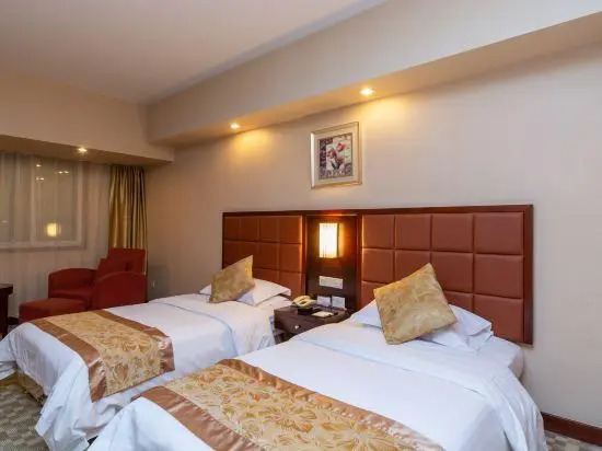 Наньтун: Huatong Hotel