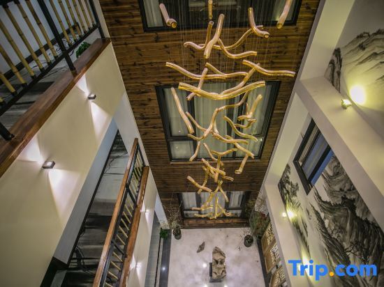 Цзясинь: Banduo Youlian Theme Hotel (Wuzhen Dongzha)