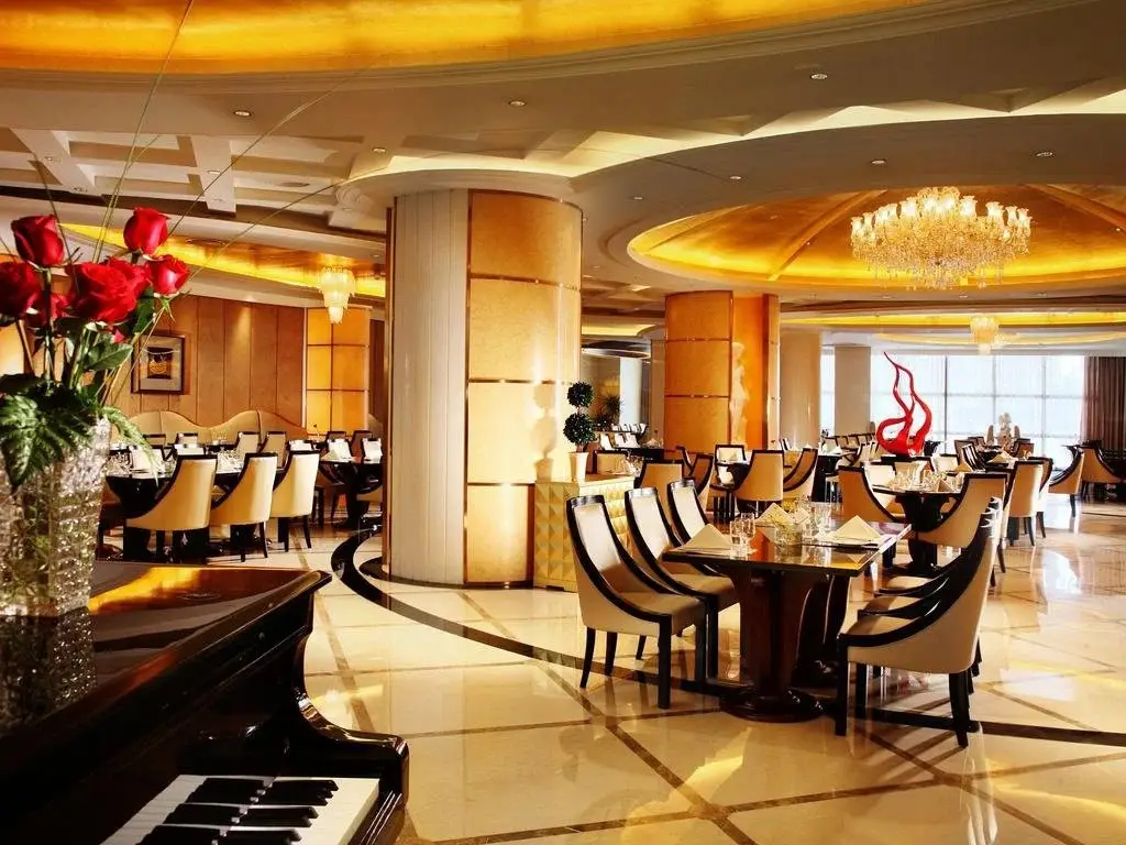 Баодин: Power Valley International Hotel