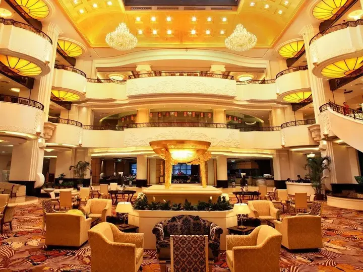 Баодин: Power Valley International Hotel