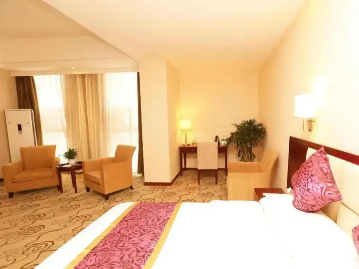 Чэнду: Chengdu Xiangyu Hotel