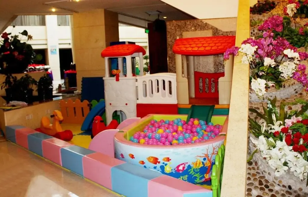 Чжанцзякоу: Yihai International Business Hotel