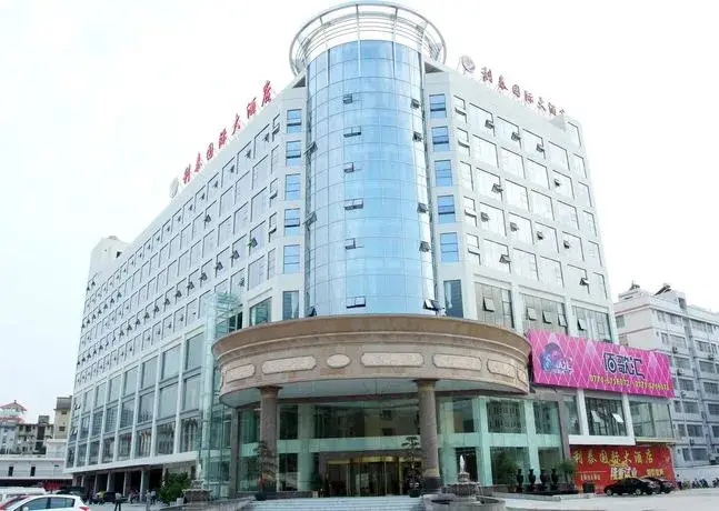 Li Tai International Hotel — фото 1