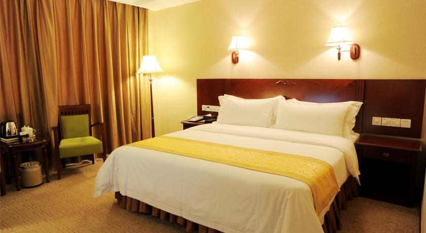 Шэньчжэнь: Vienna Hotel Shenzhen Gongming Nanhuan Road