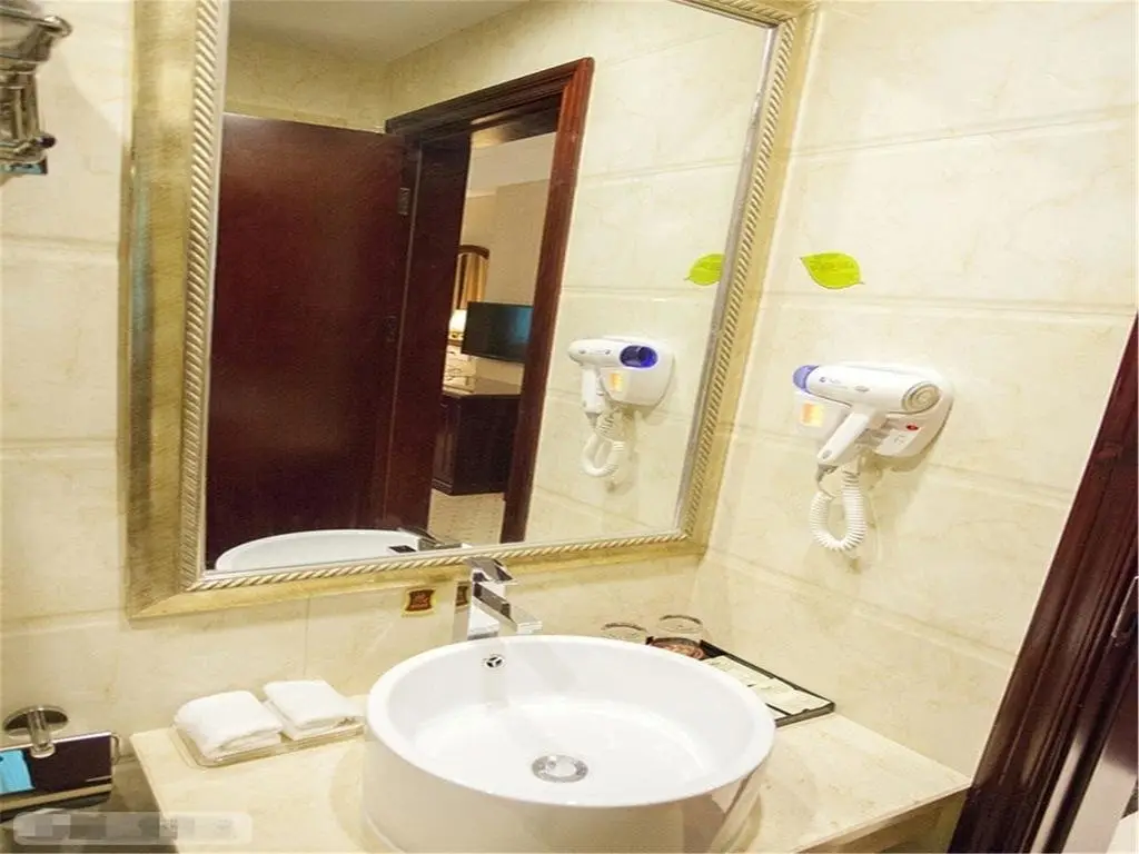 Шэньчжэнь: Vienna International Hotel Shenzhen Guangming Avenue