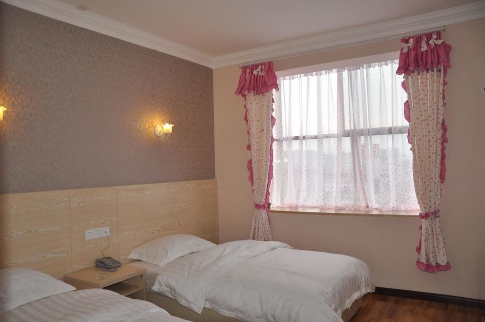 Чжанцзяцзе: Zhangjiajie Weigongguan Chain Hotel Yongding Branch