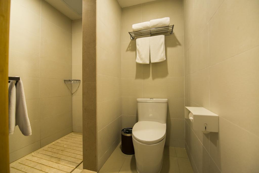 Шанхай: JI Hotel Shanghai The Bund Tiantong Road