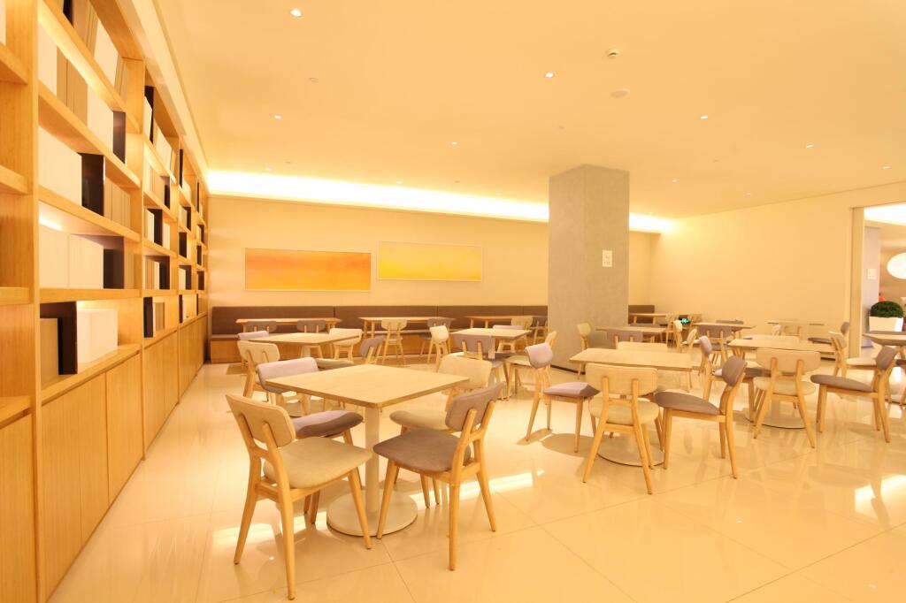 Шанхай: JI Hotel Shanghai The Bund Tiantong Road
