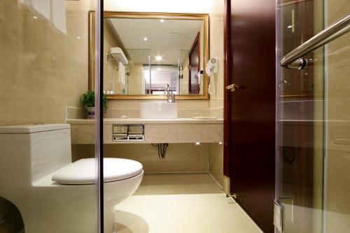Шэньчжэнь: Vienna International Hotel Shenzhen Diwang South Bao'an Road