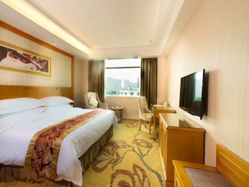 Гуанчжоу: Vienna Hotel Guangzhou Songnan
