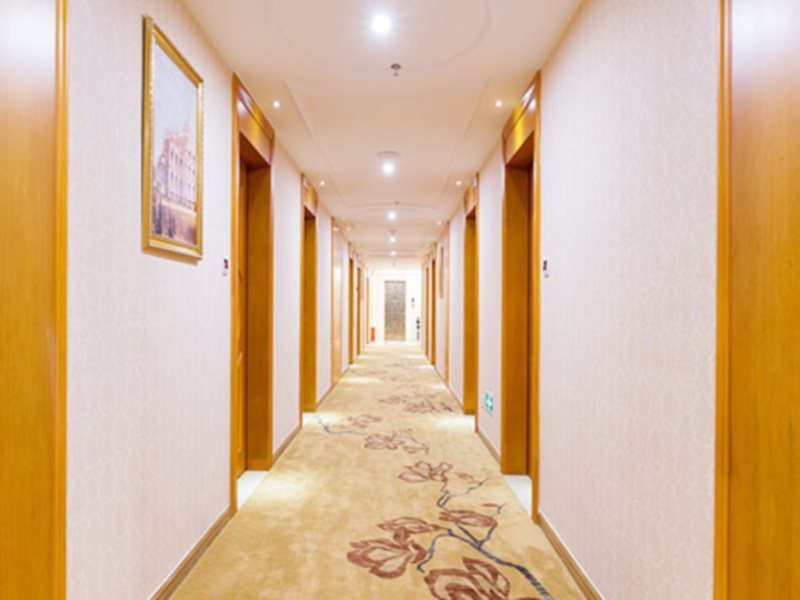 Гуанчжоу: Vienna Hotel Guangzhou Songnan