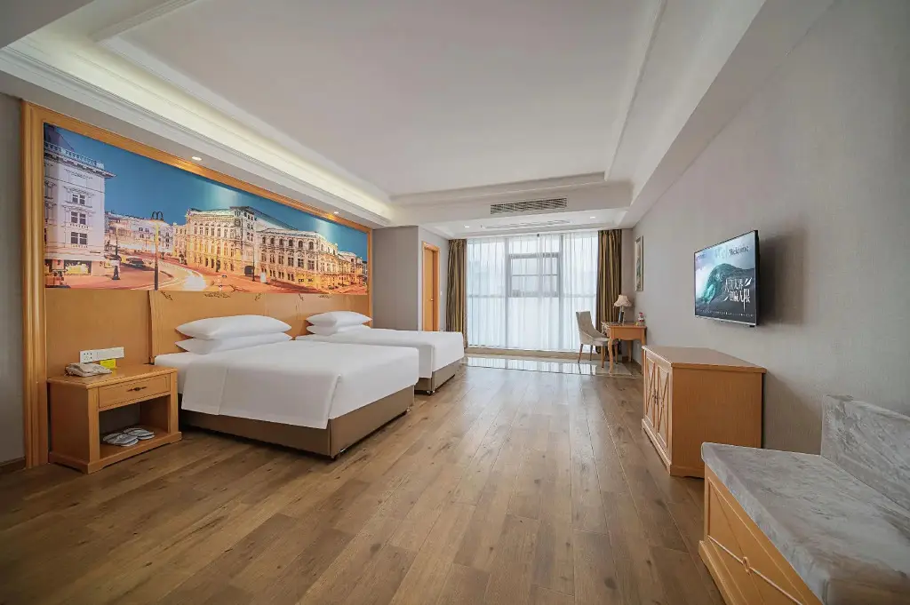 Шэньчжэнь: Vienna Hotel (Shenzhen Tianbao Road)