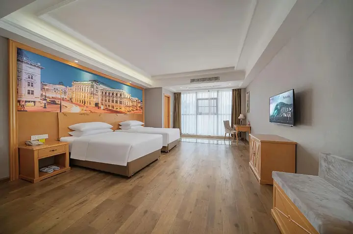 Шэньчжэнь: Vienna Hotel (Shenzhen Tianbao Road)