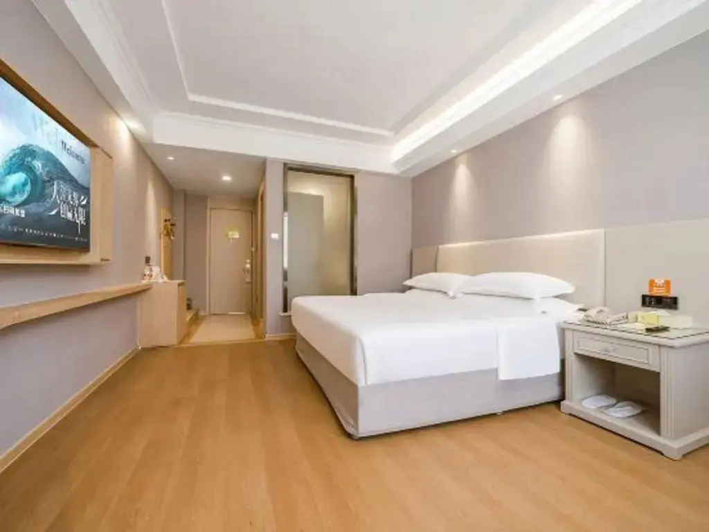 Уси: Vienna Hotel