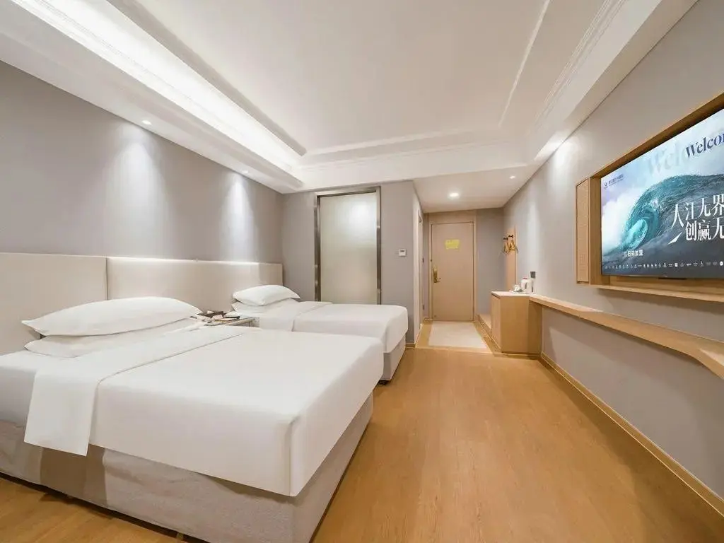 Уси: Vienna Hotel