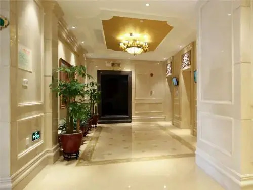 Шэньчжэнь: Vienna Hotel Shawan