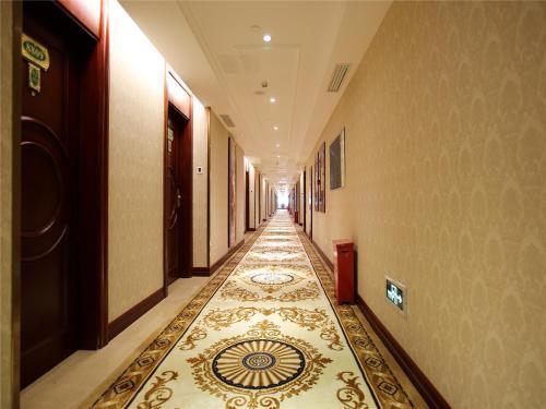 Шэньчжэнь: Vienna Hotel Shawan