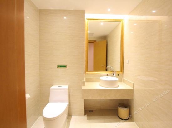 Фошань: Vienna Hotel Foshan Goaxin District