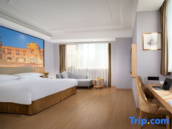 Наньтун: Vienna Hotel Rugao Zhengxiang Square branch