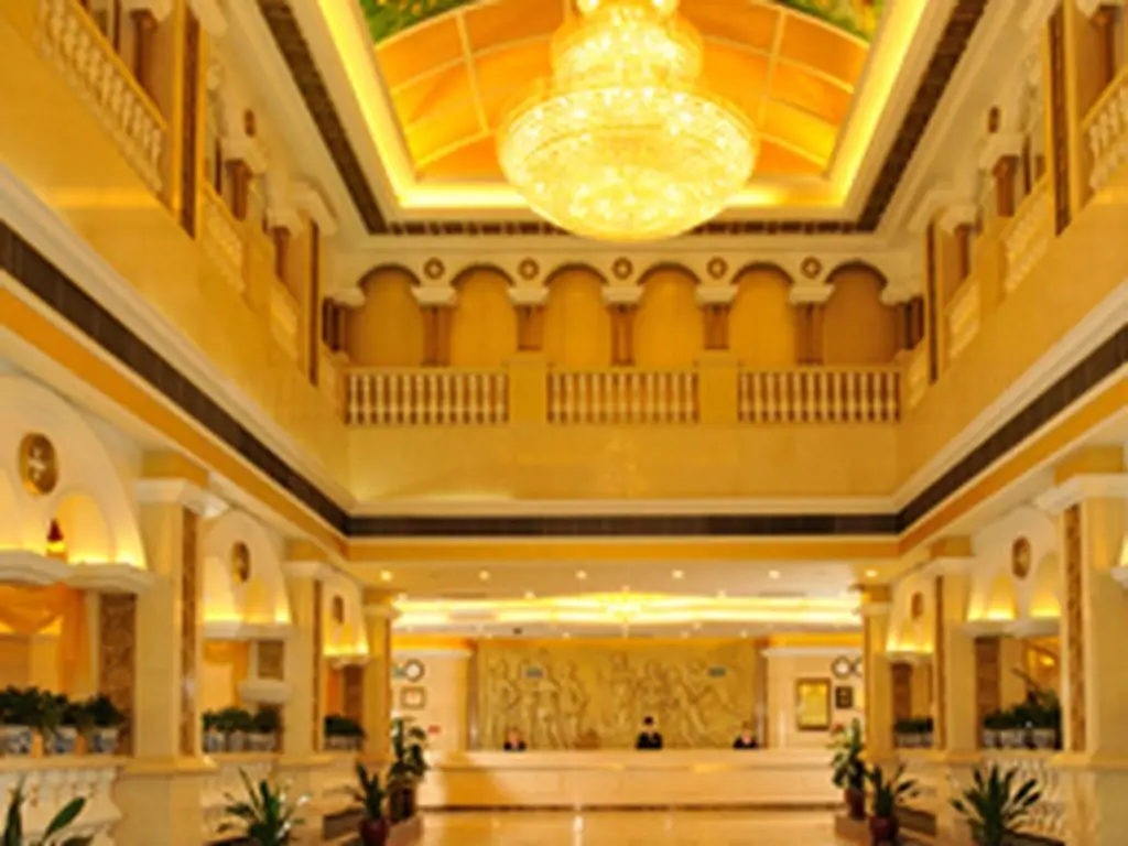 Наньтун: Vienna Hotel Rugao Zhengxiang Square branch