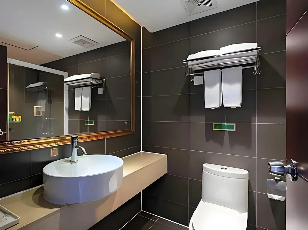 Гуанчжоу: Vienna Hotel Guangzhou Shaheding Metro Station