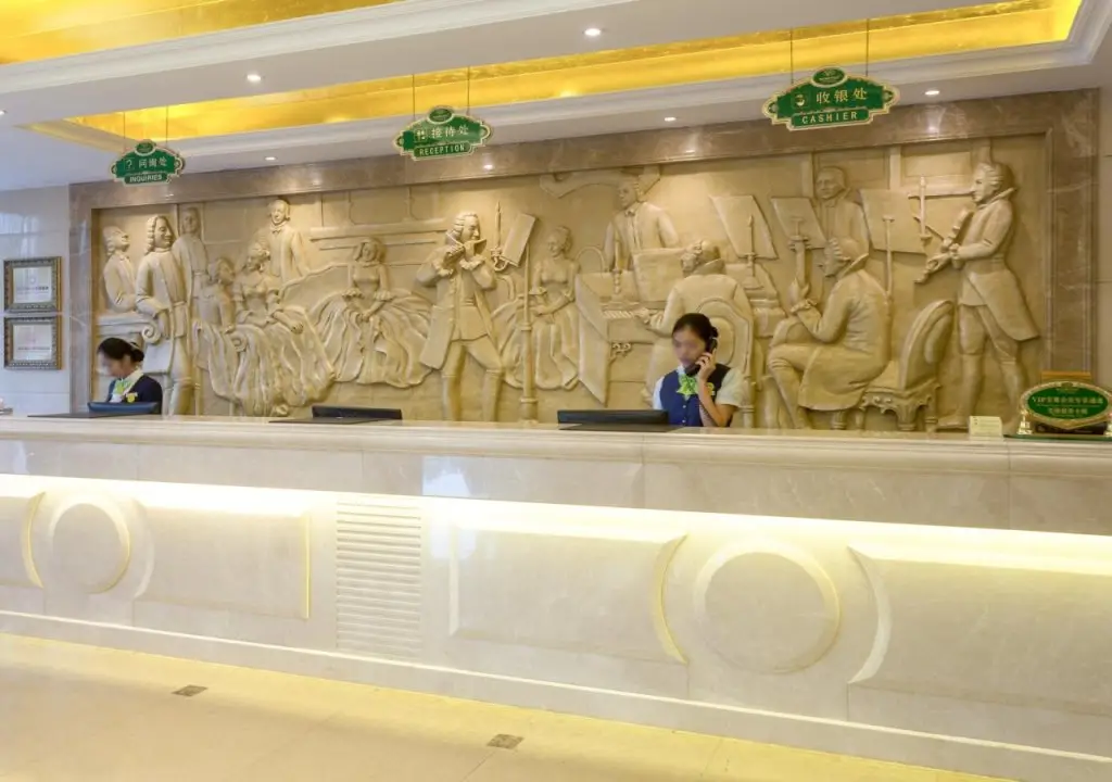 Гуанчжоу: Vienna Hotel Guangzhou Shaheding Metro Station