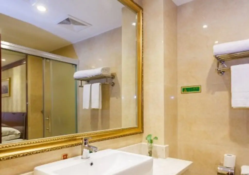 Ханчжоу: Vienna Hotel Hangzhou Middle Yipeng Road