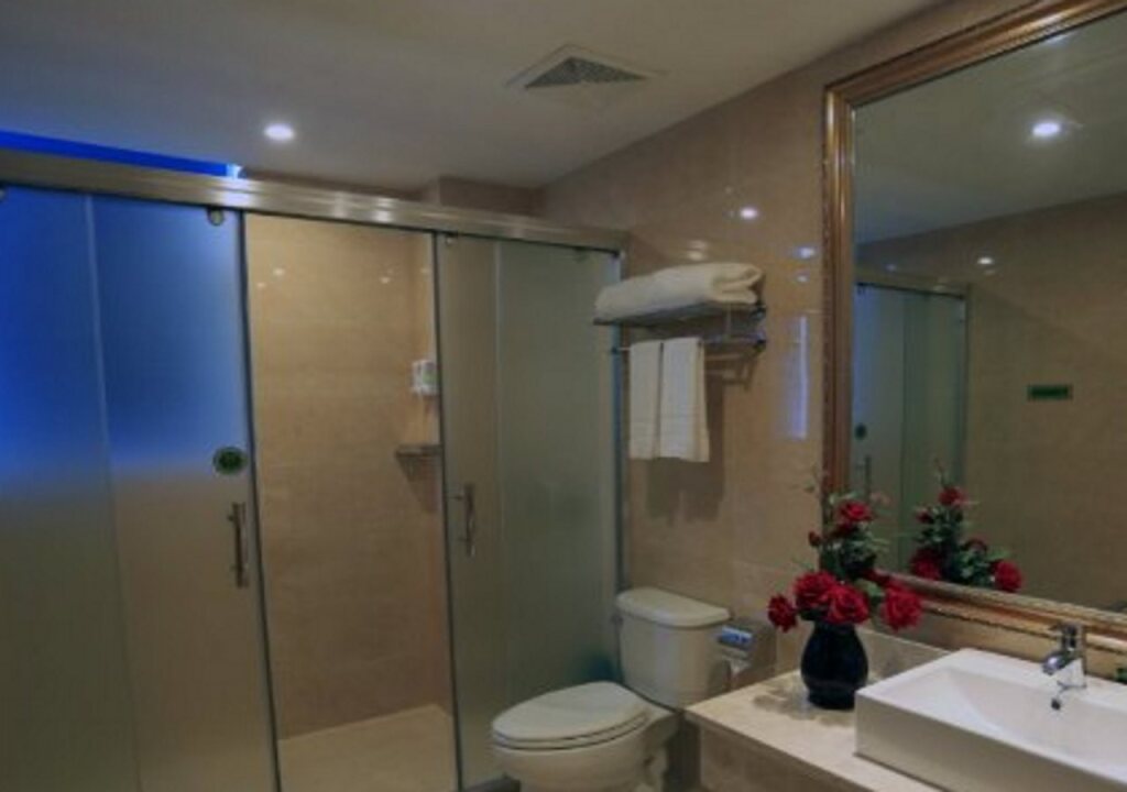 Ханчжоу: Vienna Hotel Hangzhou Middle Yipeng Road