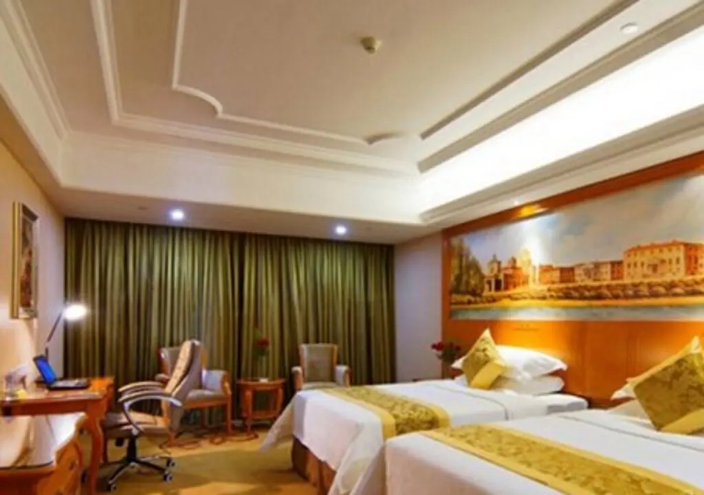 Гуйган: Vienna International Hotel Guigang Hecheng Road Branch