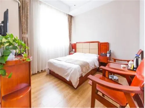 Циньхуандао: Starway Hotel Heping Avenue