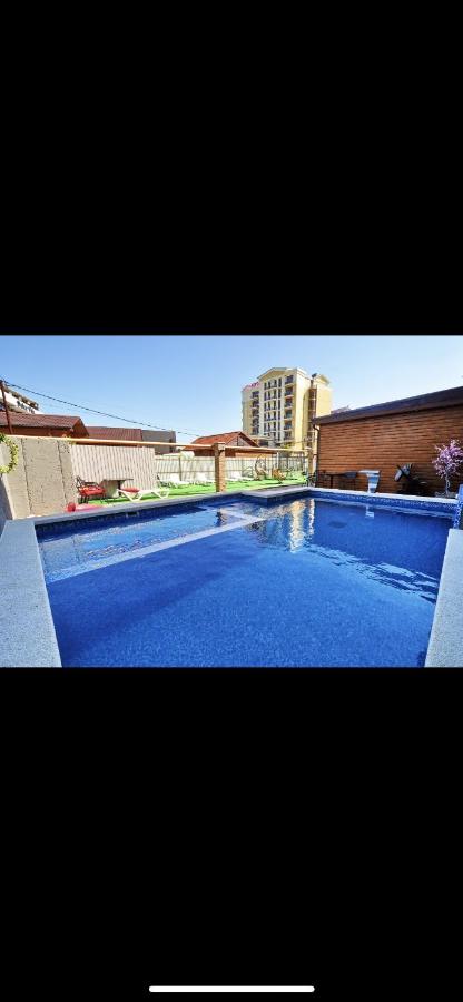 Витязево: Guest House Parentes