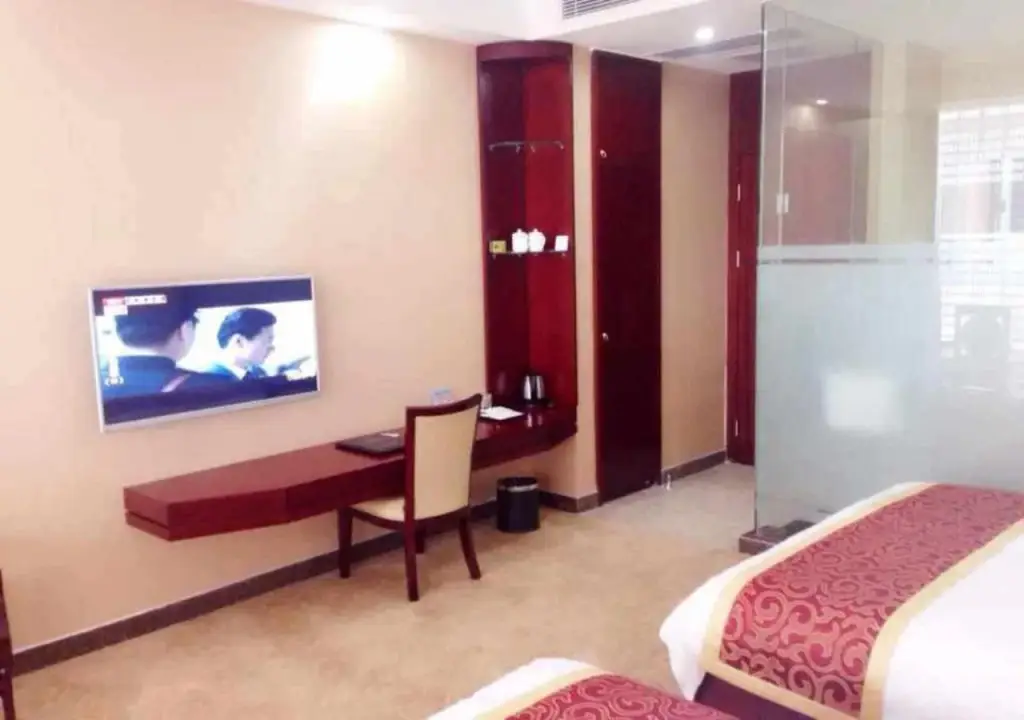 Чжухай: Homeinn Selected Hotel (Zhuhai Gongbei Huanyu City Shopping Center)