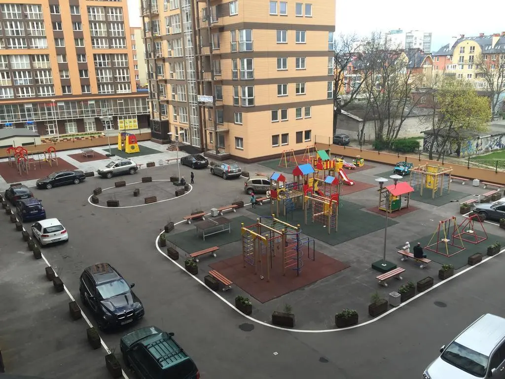 Калининград: Apartamenti Proletraskaya 75
