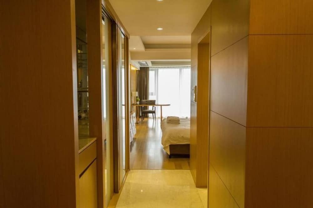 Гуанчжоу: Guangzhou Yiyuan Apartment