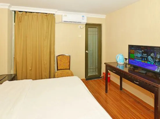 Чжуншань: Junjue Hotel