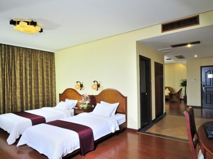 Чжуншань: Yingfeng Business Hotel - Zhongshan