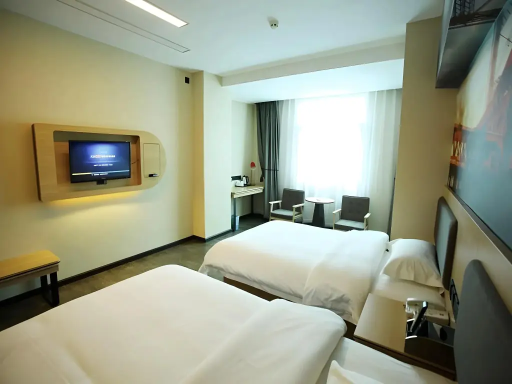 Гэцзю: Thank Inn Plus Hotel Yunnan Honghe Gejiu City Renmin Road