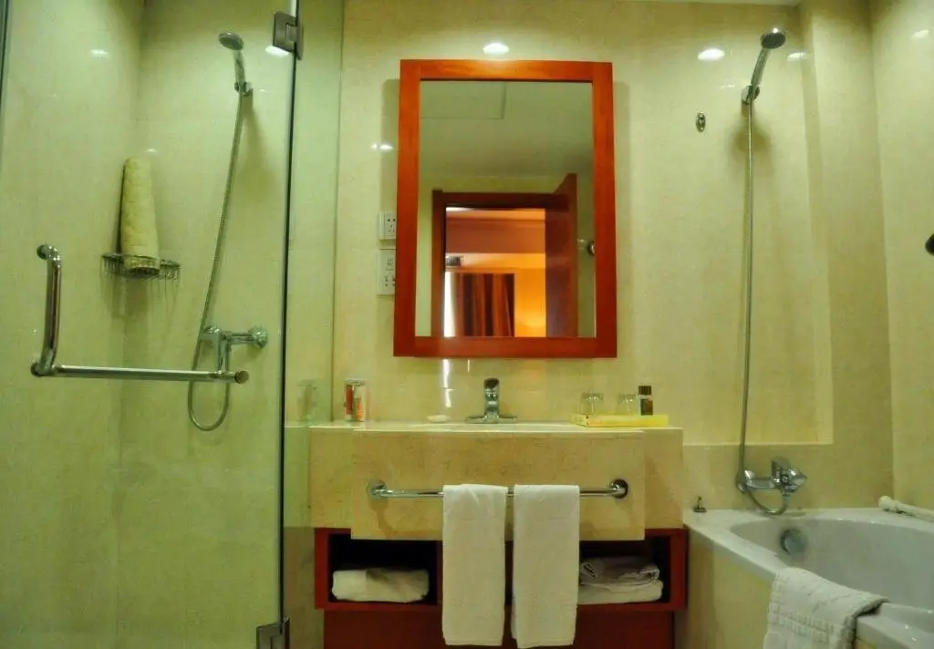 Даньдун: Donggang Chunlin Hotel
