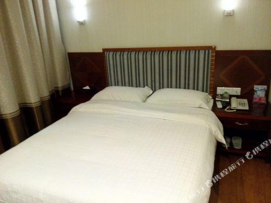 Чжуншань: Huixing Business Hotel