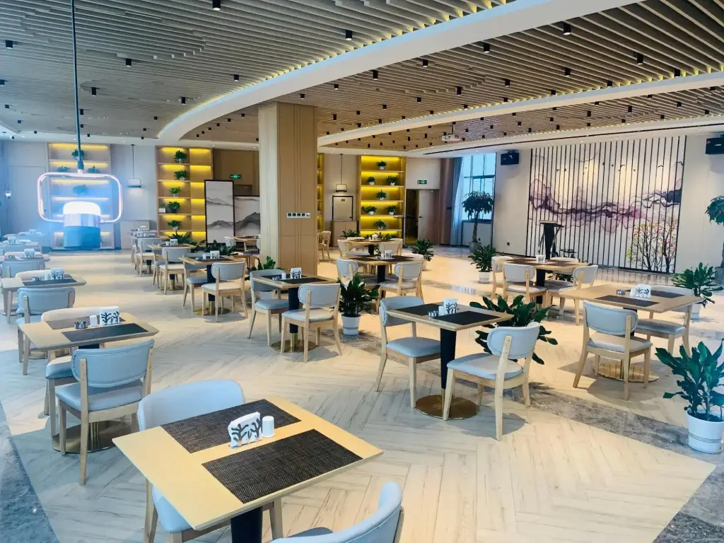 Тайчжоу: Shiny Hotel