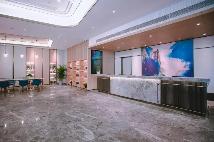 Тайчжоу: Shiny Hotel