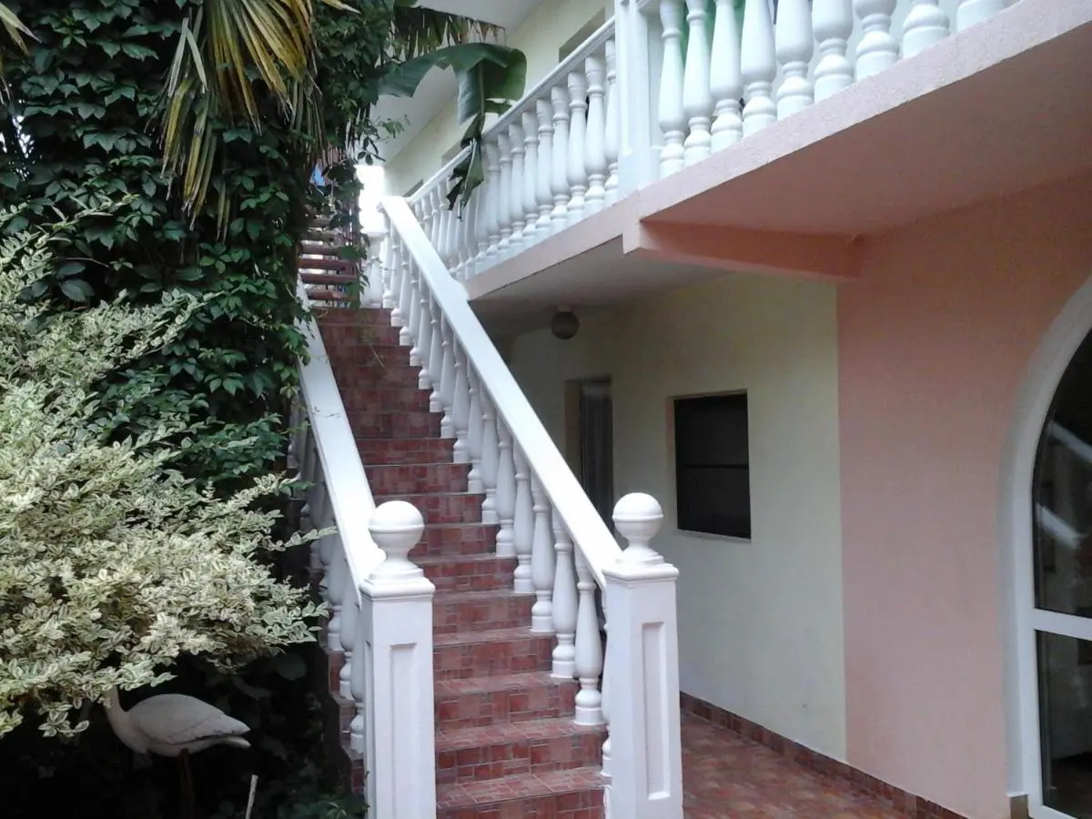 Красная Поляна: Guest house Atlantik