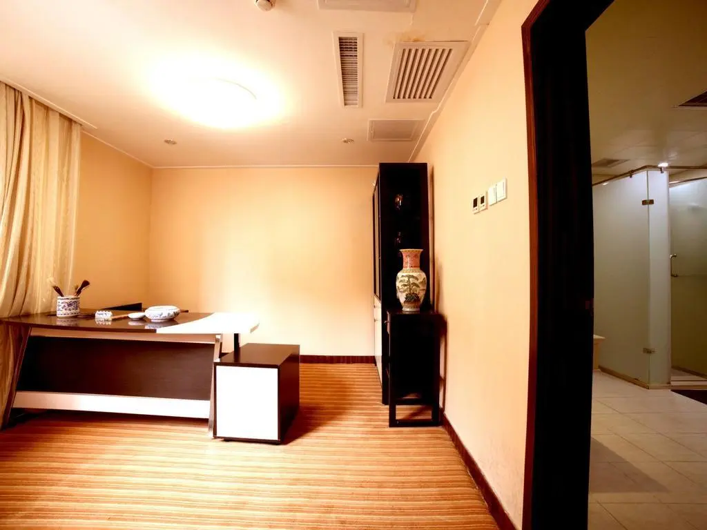 Анькан: Thank Inn Chain Hotel Shanxi Ankang Xunyang Kuanghuayuan